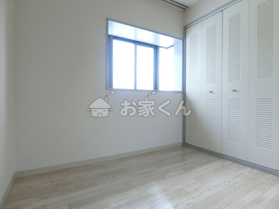 【寝室】 | メゾン・ド・エミナンス | 落ち着いて過ごせるお部屋なので、寝室にいかがでしょうか