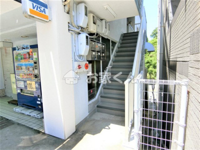 【エントランス】 | ルナステーション