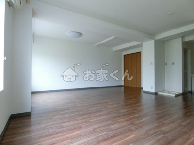 【寝室】 | ルナステーション | 洋室