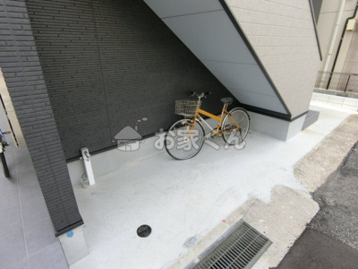 【駐車場】 | ルミエ神戸西 | 駐輪スペース