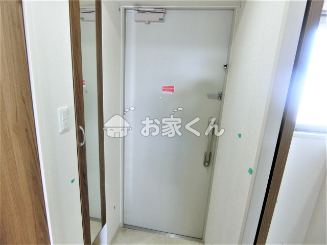 【玄関】 | ヴェルドミール鷹取 | シューズボックス付き玄関