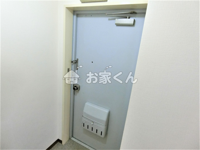 【玄関】 | クイーンズハイツ名倉 | 玄関