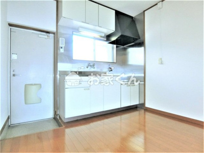 【居間・リビング】 | ビラ高倉 | 洋室(写真は別のお部屋です)