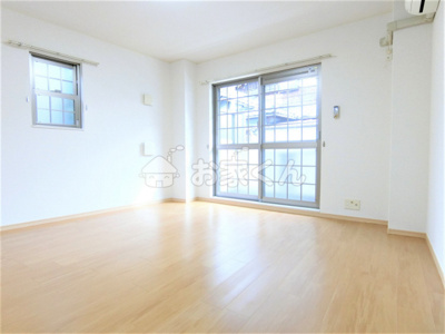 【居間・リビング】 | フォルテ月見山 | 室内