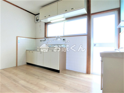 【居間・リビング】 | サンヒルズ須磨 | 洋室