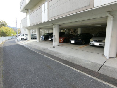 【駐車場】 | フルール妙法寺