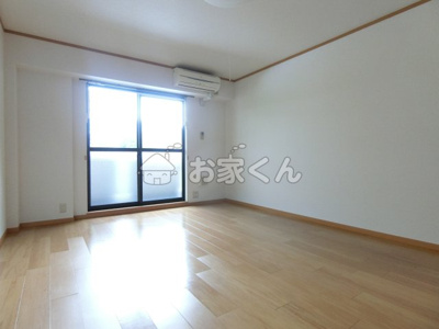 【寝室】 | シェーンタール須磨 | 室内