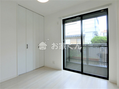 【寝室】 | ブロンテ関守 | 洋室