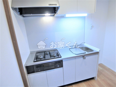 【キッチン】 | クレール | 三口ガスコンロ付きシステムキッチン