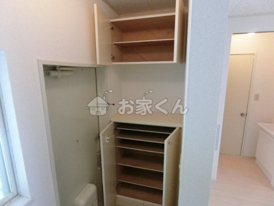 【収納】 | ヴィラ若木 | (別の部屋の写真になります)