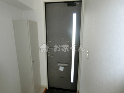 【玄関】 | トレヴィハイツ | シューズボックス付き玄関(別のお部屋の写真です)