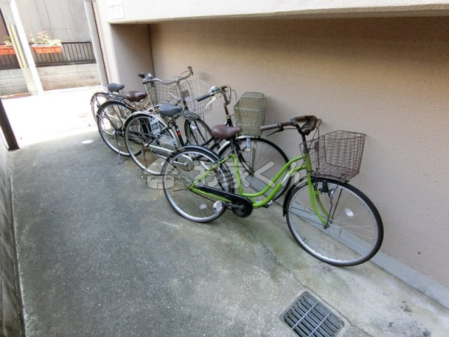 【駐車場】 | 駐輪場