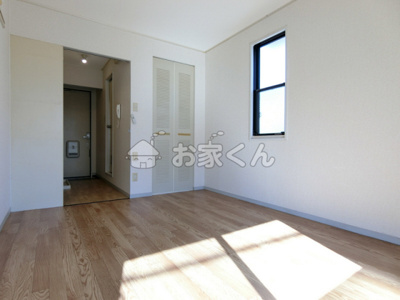 【内装】 | ジェネシス板宿