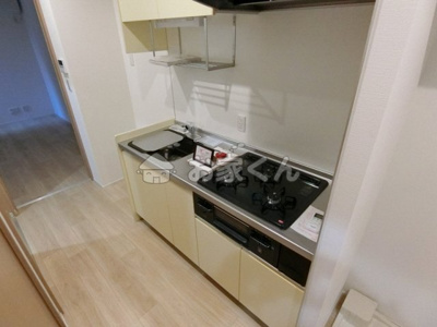 【キッチン】 | tavolozza Kamisawa | 三口ガスコンロ付きシステムキッチン