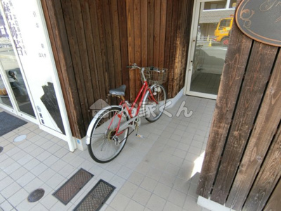 【駐車場】 | グラッチェ河昌 | 駐輪スペース