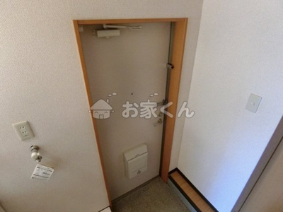 【玄関】 | リヴィエーラ須磨 | シューズボックス付き玄関