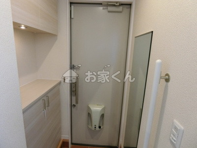 【玄関】 | ジェネシス板宿Ⅱ | シューズボックス付き玄関