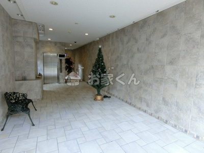 【エントランス】 | ロイヤル三ツ星Ⅱ