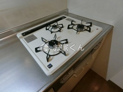 【設備】 | ジュネスわだつみ | 三口ガスコンロ