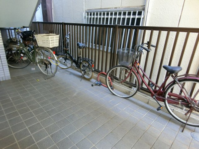 【駐車場】 | ドミトリー月見山 | 駐輪場
