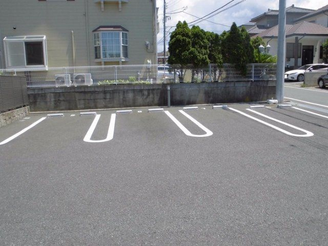 【駐車場】 | エトランゼ