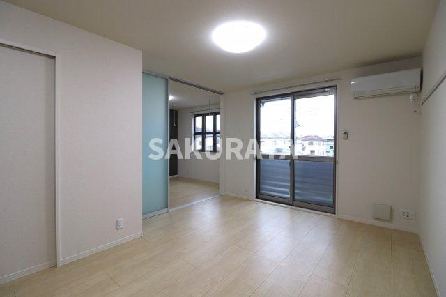 メゾン・ド・ソレイユ千歳の居間・リビング|2022年撮影。現況と異なる場合がございます。