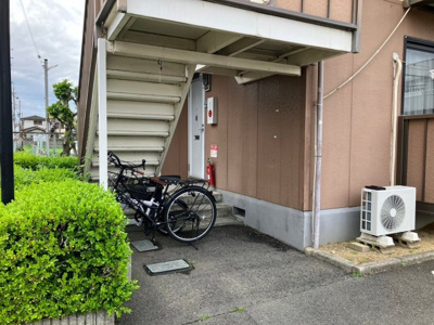 【エントランス】 | カドリール角野