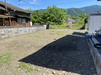  | 新居浜市萩生　売土地