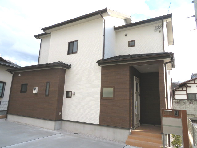 高崎市吉井町小串　中古2170の外観|建物外観を気になさる方へ、見た目の良い物件です