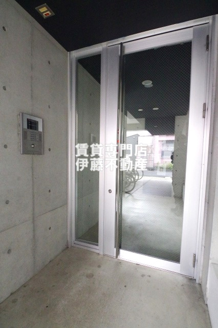 クレイタスパークVのエントランス|オートロック