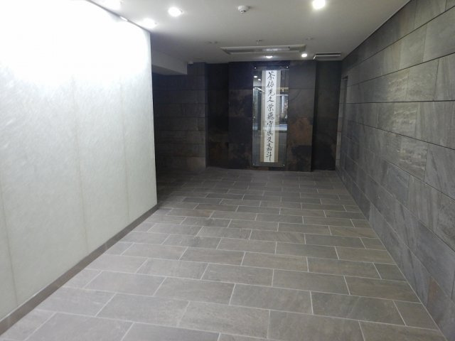 クリオ東神田のエントランス