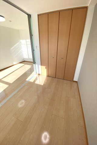 OTO寺家駅前の子供部屋