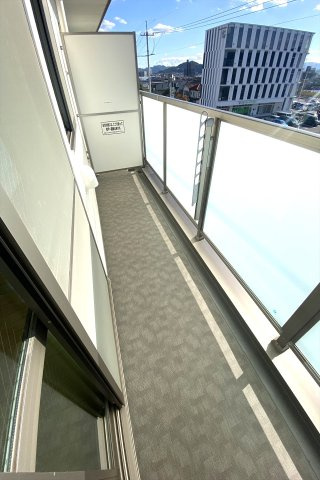 OTO寺家駅前のバルコニー