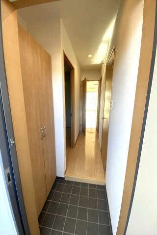 OTO寺家駅前の玄関