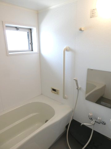 ユグドソレイユの浴室|追い焚き給湯付