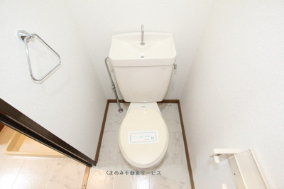 【トイレ】 | フリーデンハイム | トイレも気になるポイント
フリーデンハイム102号室　2020/5/9撮影