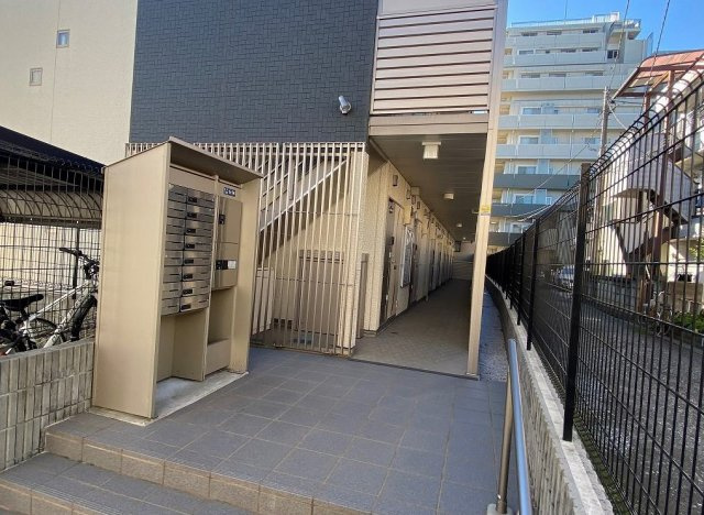 コージーコートⅠのエントランス|類似内装