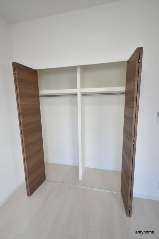 Luxe新大阪1　仲介手数料無料の収納