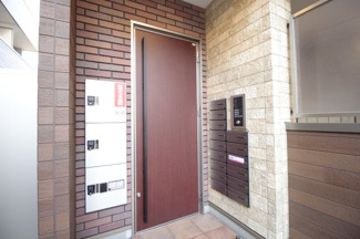 【エントランス】 | オートロック、宅配ボックス、メールBOX完備