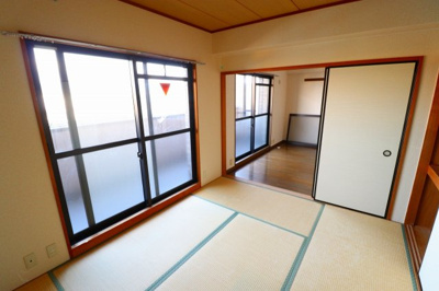 【寝室】 | フルール鶴見緑地