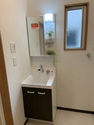 【No.5892】青葉町3丁目/2LDKS/未入居/家具＆太陽光発電付の独立洗面台