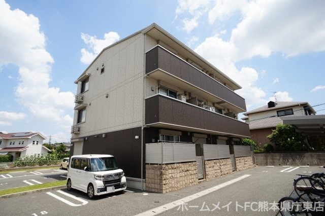 熊本市東区長嶺東５丁目のアパート
