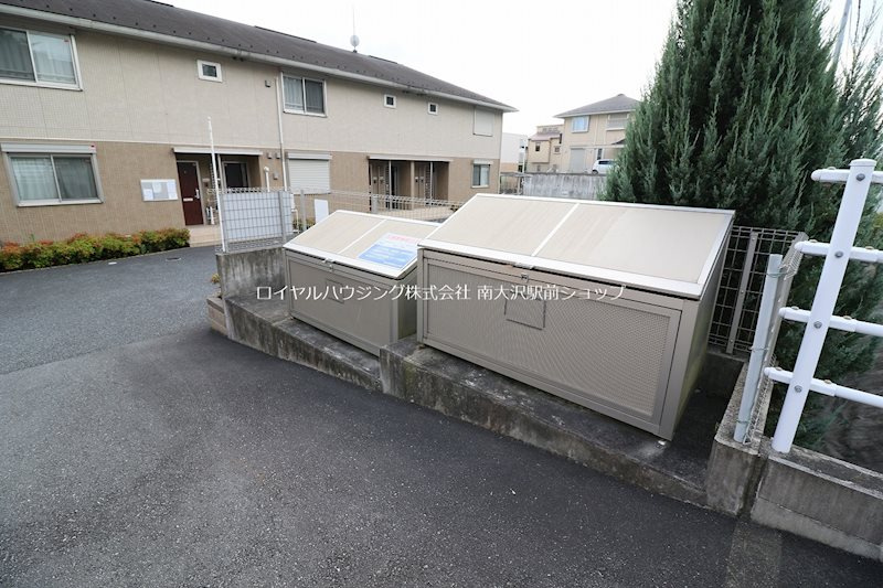 ☆敷地内ごみ捨て場☆