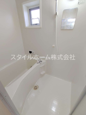 【浴室】 | メゾンドスリーゼ | 別部屋写真です。