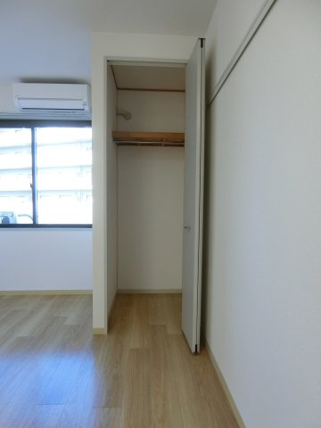 ラシェットエムザA棟の収納