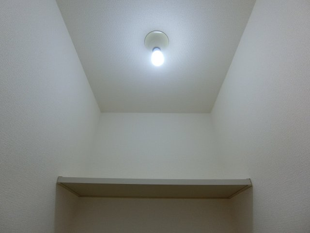 ラシェットエムザA棟の収納