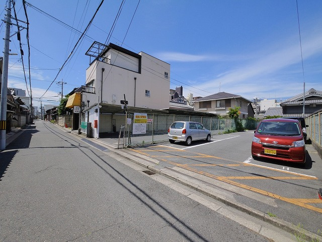 ミオカーナ三条町駐車場の駐車場|カースペースがあります