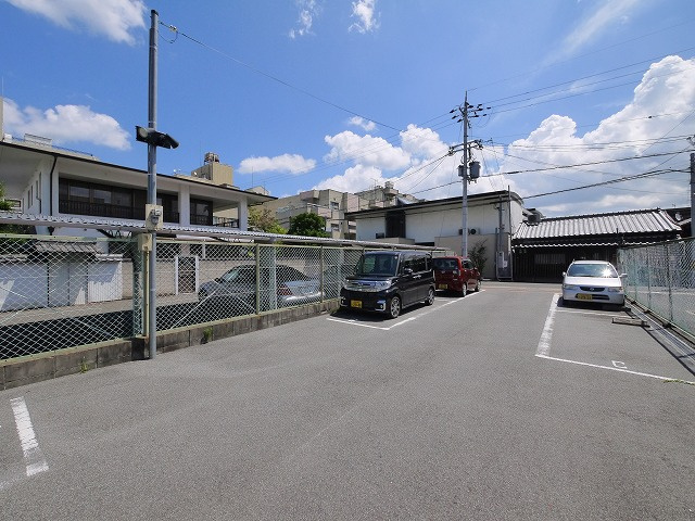 ミオカーナ三条町駐車場の駐車場|駐車場があります