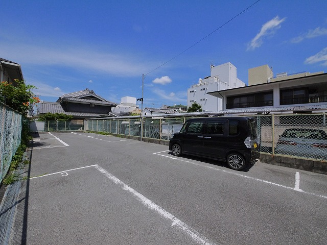 ミオカーナ三条町駐車場の駐車場|駐車場完備です
