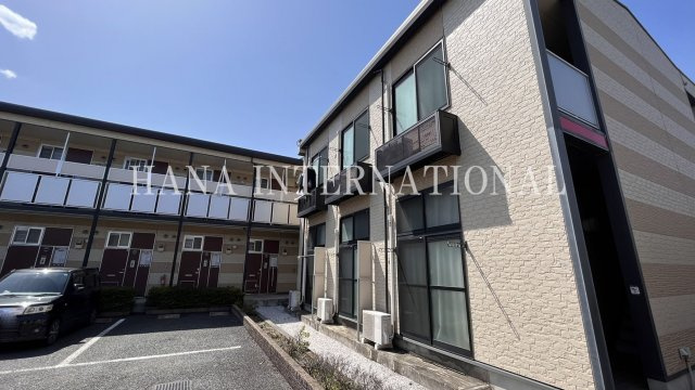 レオパレスグランツの外観